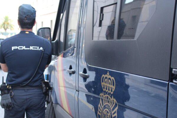 Descubren el cuerpo sin vida de un septuagenario en un terreno abandonado de Valencia