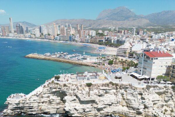 Más de 100.000 euros en sanciones por inspecciones a viviendas turísticas ilegales en Benidorm