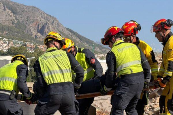 Preparación sísmica de futuros policías en La Nucía: Tecnología y escenarios reales en acción