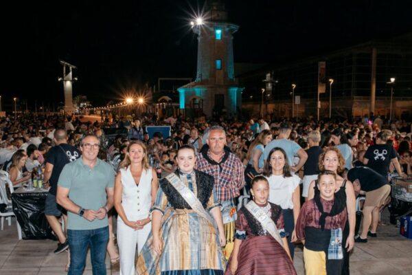 El 'Sopar de Pa i Porta' congrega a más de 3.500 personas y ratifica el éxito de las fiestas de Sant Pere en Castellón