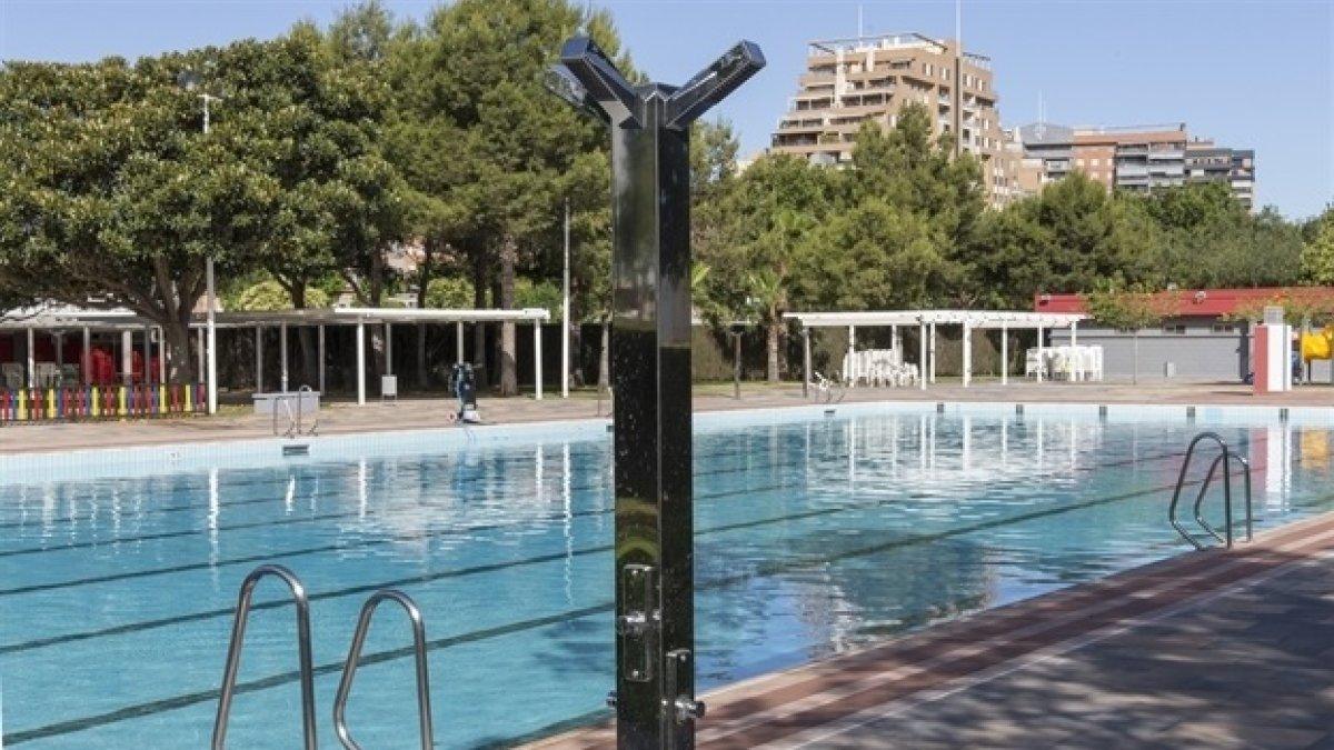 Tragedia en Mislata: fallece una mujer de 54 años ahogada en la piscina de verano