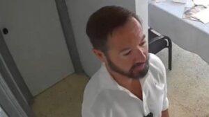 Juanma Badenas, concejal de Vox en Valencia, denunciado por asaltar las oficinas del Sindicat d'Estudiants