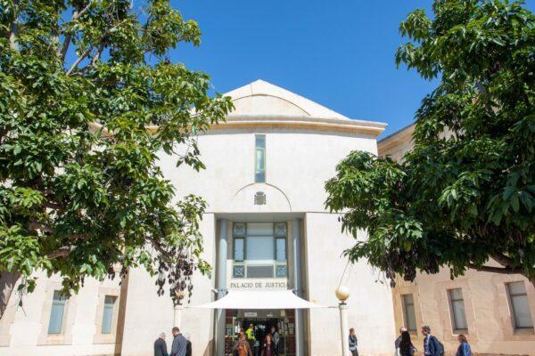 Prisión provisional sin fianza para el supuesto asesino de su esposa e hija en La Cañada del Fenollar