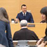 Compromís propone el regreso de Mompó al Congreso para que explique la gestión de la dana: "Su imagen de superhéroe ha caído".