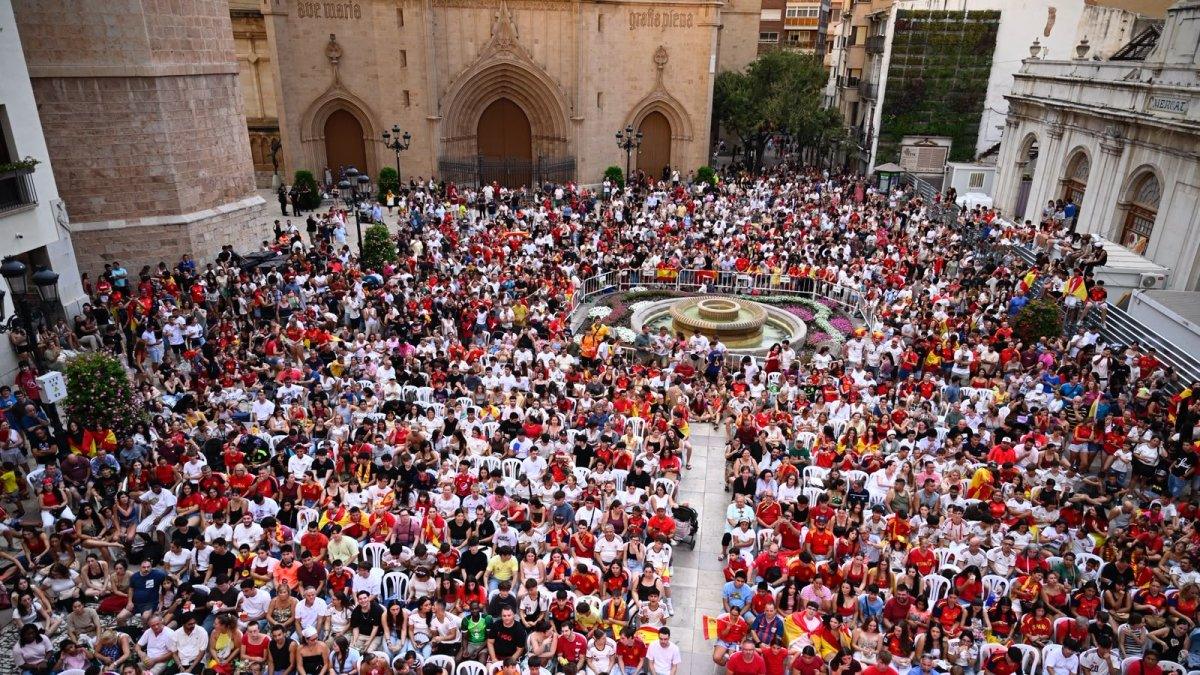 Castellón instalará de nuevo una pantalla gigante para el España Francia tras el éxito con Bélgica