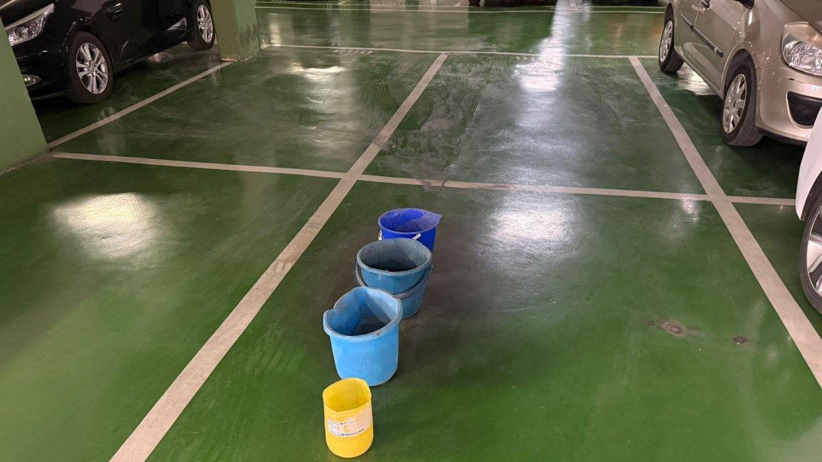El PP denuncia el mal estado del aparcamiento de La Uixola en Alcoy: goteras y plazas inutilizadas afectan a los usuarios