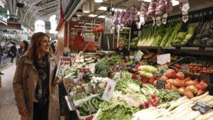 Catalá destina más de 800.000 euros a la restauración de la fachada y cúpulas del Mercado Central