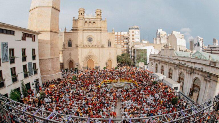 Castellón vive una noche histórica con 10.000 aficionados celebrando la victoria de España en el Mundial