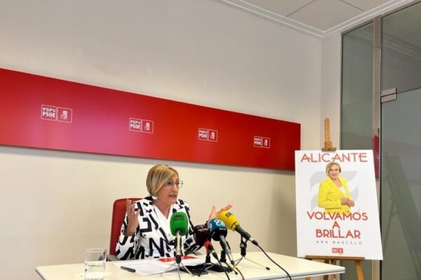 Ana Barceló renuncia a su candidatura del PSPV en Alicante para las elecciones municipales de