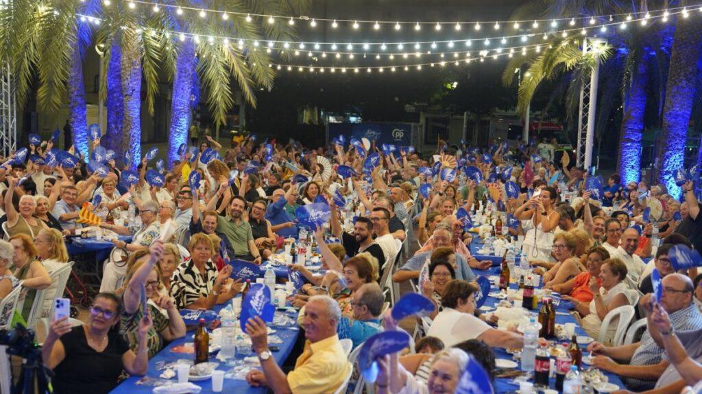 El PP supera a Diana Morant al reunir cuatro veces más asistentes en una cena que en su proclamación como candidata del PSPV