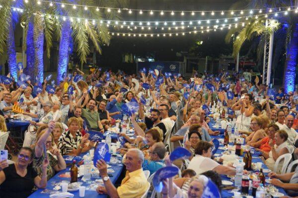 El PP supera a Diana Morant al reunir cuatro veces más asistentes en una cena que en su proclamación como candidata del PSPV