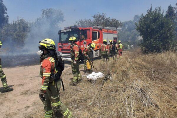 Incendio en Manises: fallece un hombre de 78 años atrapado en su coche junto a un barranco
