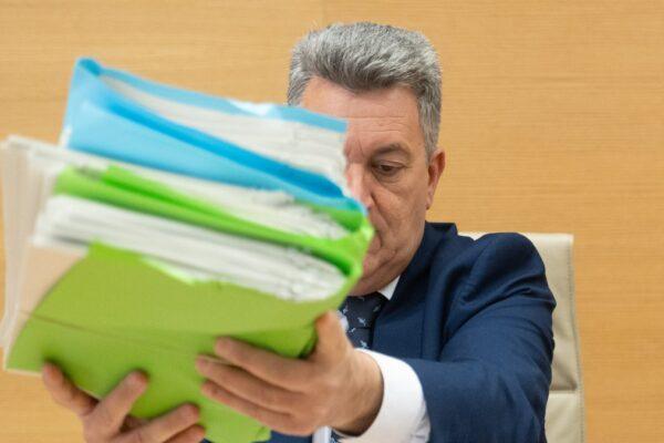 La jueza de la DANA cita a declarar a Martínez Mus a instancias del PSOE tras la revelación de los mensajes del chat del Consell.