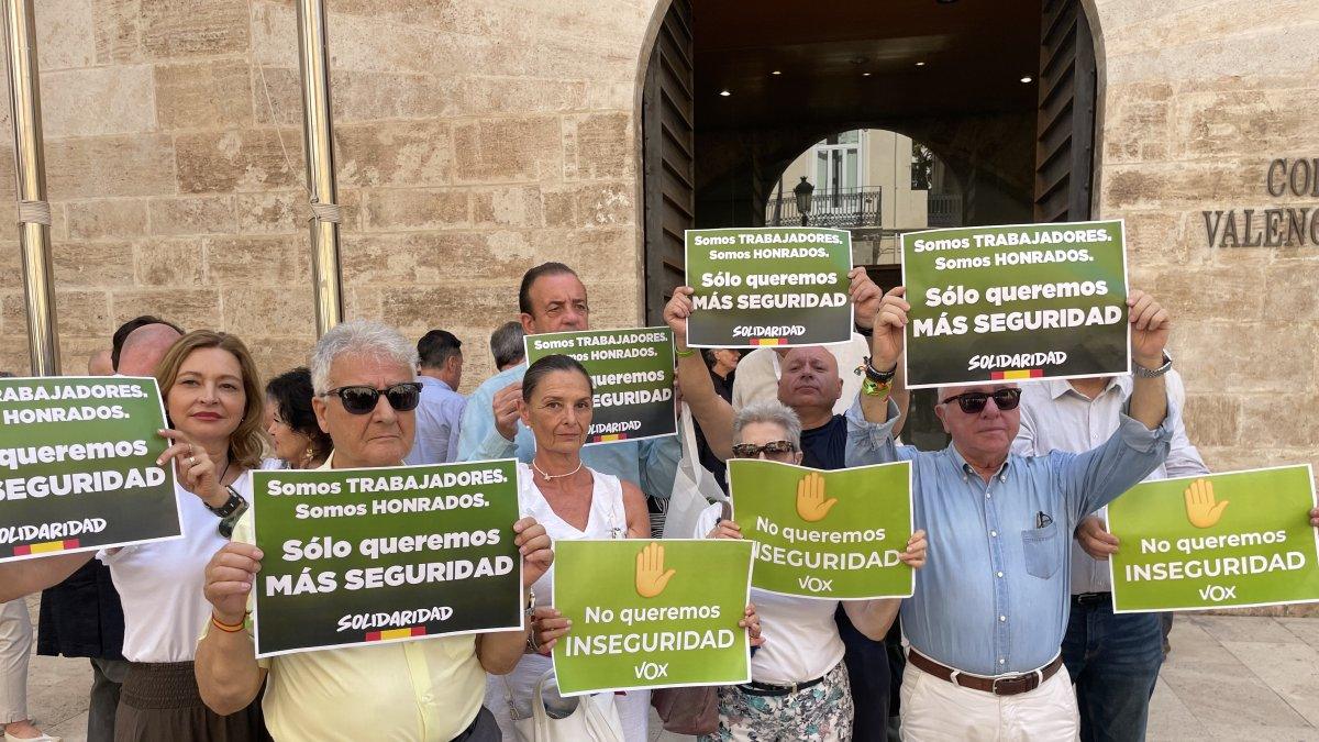 Vox exige la expulsión de extranjeros condenados por delitos graves tras un ataque en Valencia