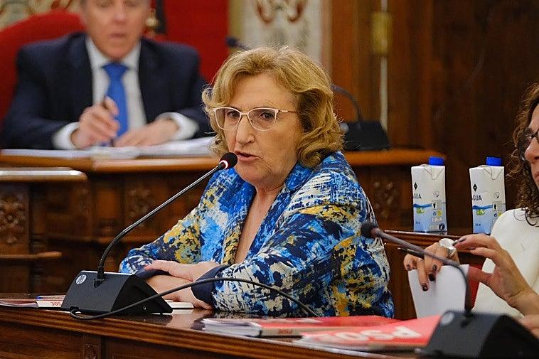 Ana Barceló: La política que dejó huella durante la pandemia y culmina 25 años de servicio en Alicante