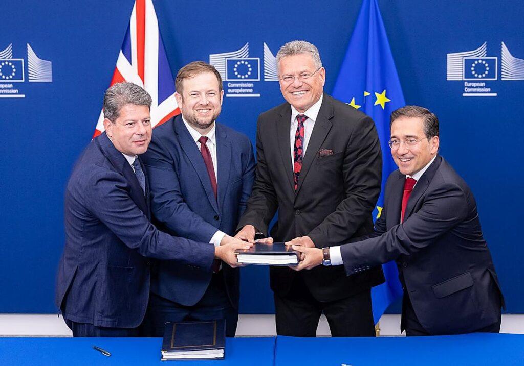 La UE y el Reino Unido firman un acuerdo histórico que elimina la verja de Gibraltar