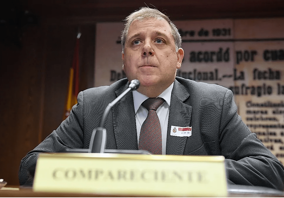 La UCO vincula al exjefe de Gabinete de Sánchez en el PSOE con la 'cloaca' para manipular causas judiciales