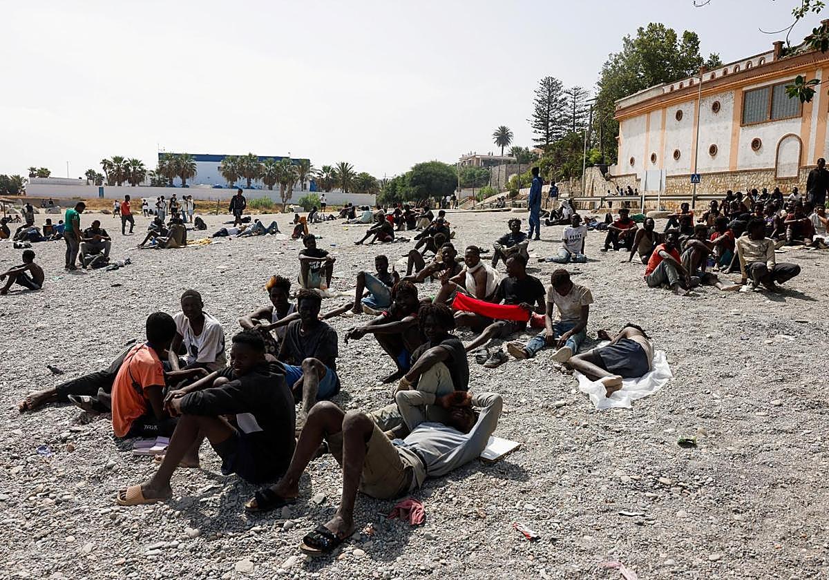 Francia asegura que no se suspenderá el acuerdo Schengen con España bajo ninguna circunstancia