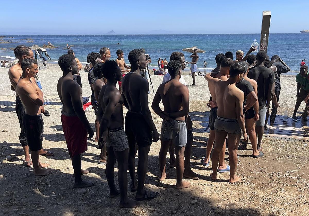 Alicante bajo presión: la crisis de pateras y la llegada de menores desde Ceuta