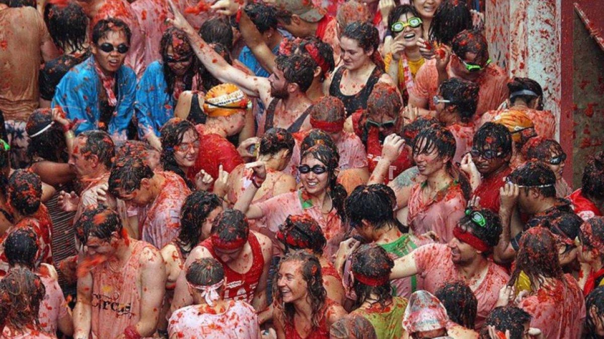 Guía completa para disfrutar de la Tomatina 2026: Todo lo que debes saber sobre la famosa batalla de tomates