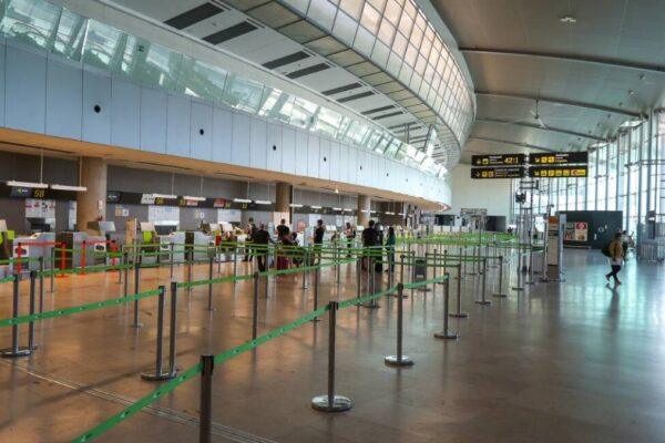 Valencia alcanza más de 1,2 millones de pasajeros en julio, con un aumento del 11% en el aeropuerto