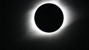 Eclipse total del 12 de agosto: ¿por qué es crucial verlo al 100 % en la Comunidad Valenciana?