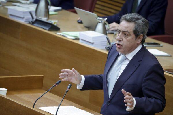 Vox culpa al "fanatismo climático" del incendio en la Vall d'Uixó