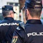 Padre e hijo arrestados por realizar repartos de cocaína a domicilio en moto en Elche