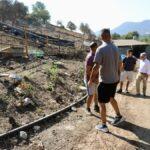 Pérez Llorca visita la zona cero del incendio en la Vall d'Uixó y detalla las ayudas para ganaderos afectados