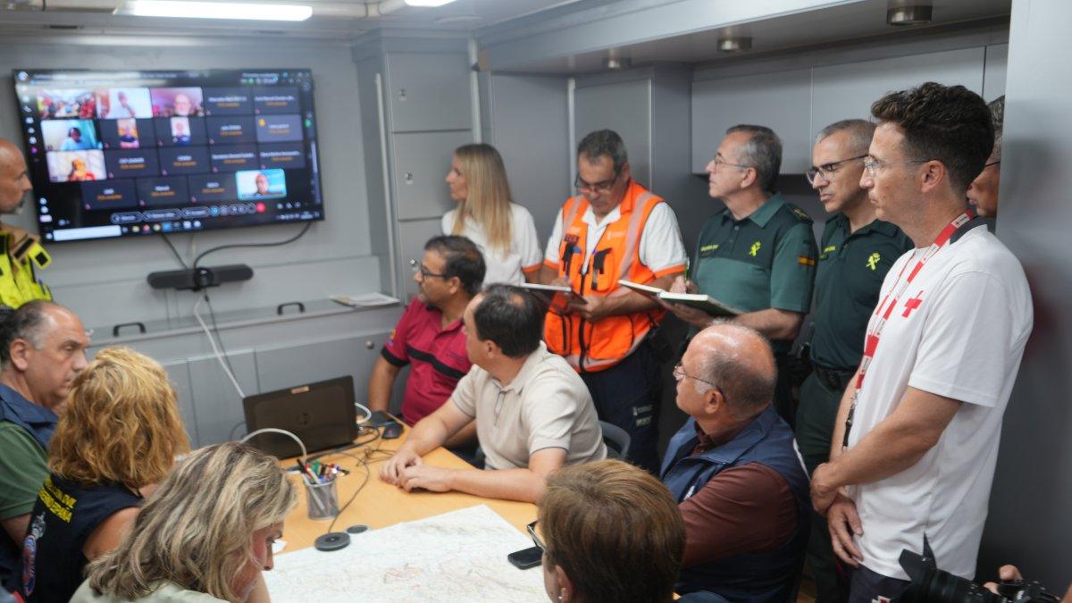 Pérez Llorca destaca la colaboración en el operativo de incendios en Castellón: La UME interviene ante la complicada situación en Tírig