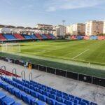 El Eldense recupera su trofeo de campeón de Tercera División tras ser robado
