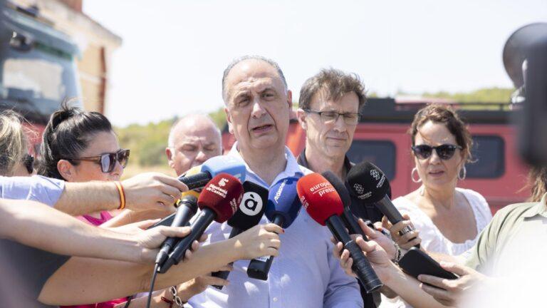 Valderrama detalla en Les Corts la respuesta de la Generalitat ante los incendios de Vall d’Uixó y Tírig