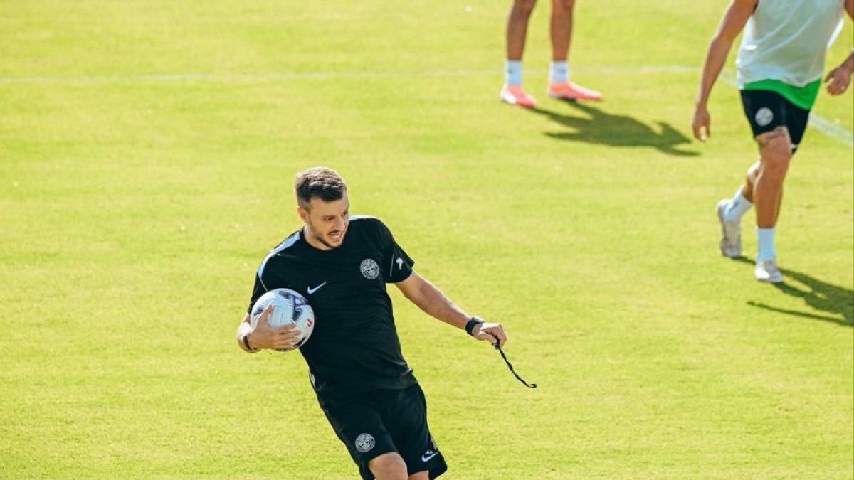 Anselmi exige a un Elche valiente en Riazor: "La clave es competir sin miedo"