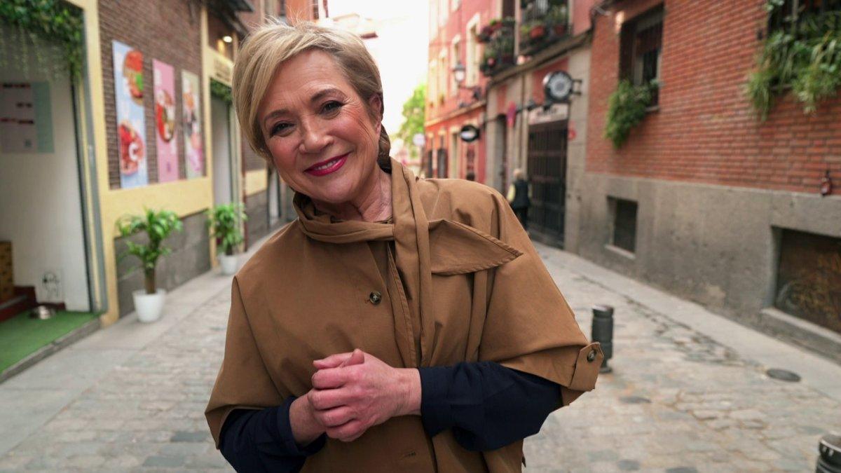 À Punt transforma peluquerías en platós de televisión en su innovador programa