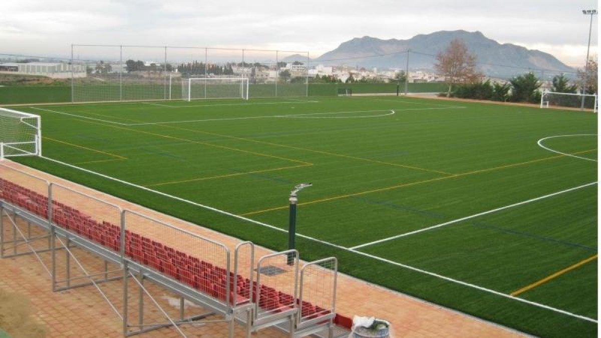 Robo de cableado en las Cuatro Torres: 11.000 euros en daños y campo de fútbol de La Murada sin luz