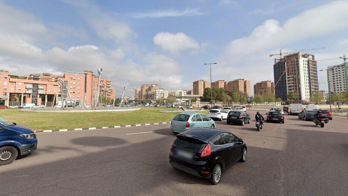 Tiroteo en la rotonda de los Anzuelos en Valencia: joven arrestado por disparar a quemarropa a un coche