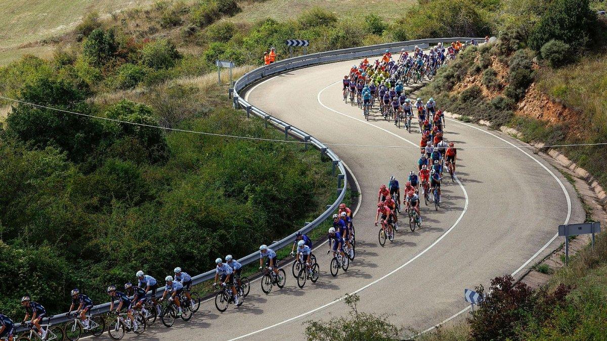 La Costa Blanca se convierte en el destino estrella de La Vuelta Ciclista 2026 para atraer a turistas europeos