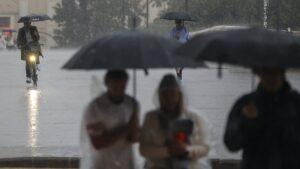 Aemet emite alerta por intensas lluvias en Castellón y Valencia: ¡Prepárate!