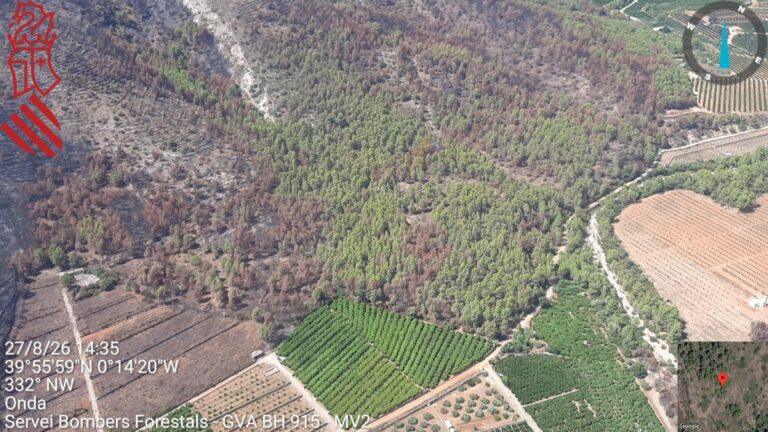 Nuevo foco del incendio en Onda: controlado pero no extinguido tras devastar 9.000 hectáreas en la Sierra de Espadán
