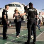 Controles a 199 pasajeros en España en la reapertura de fronteras con Italia