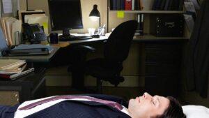 El auge de la IA transforma las entrevistas de trabajo: ¿es la madrugada el nuevo horario ideal?