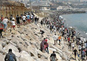 Aumento del 191% en la llegada de migrantes a Ceuta, sin incluir las 80.000 personas que cruzaron en julio