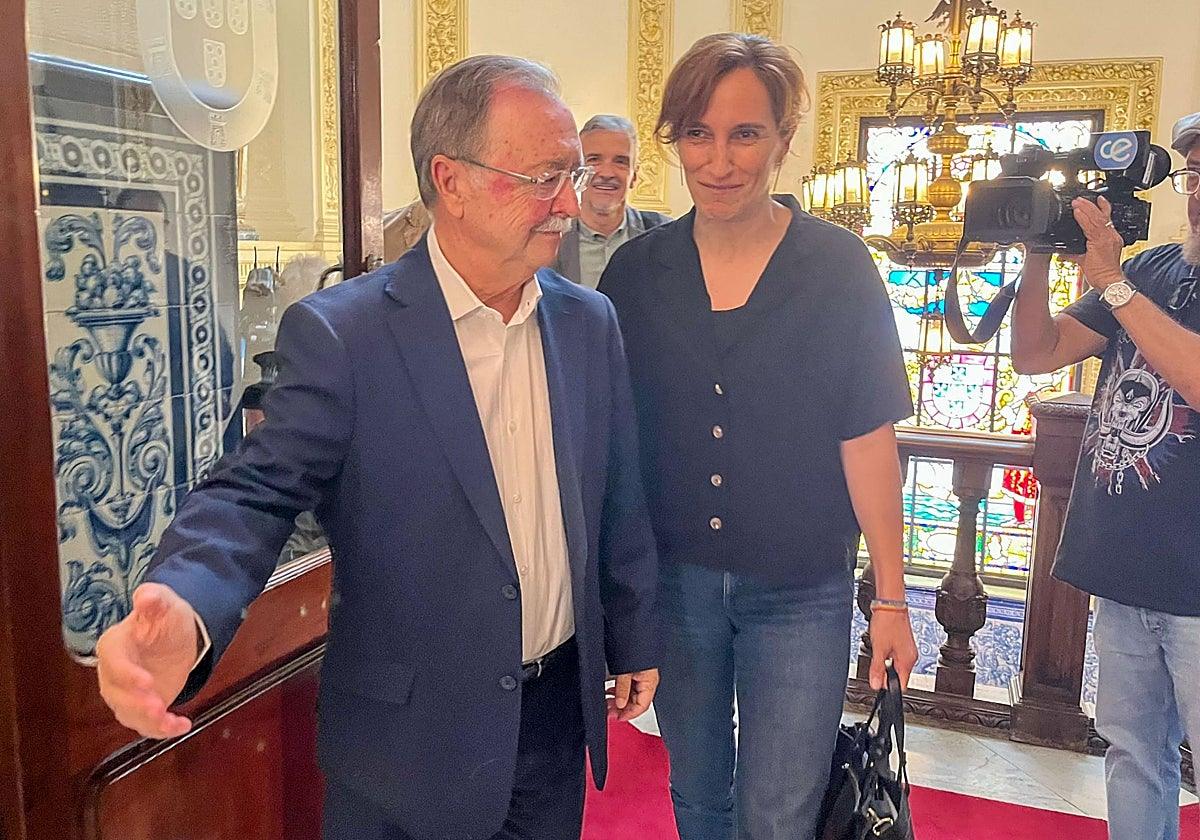La ministra García desmiente el colapso sanitario en Ceuta ante la preocupación de médicos y vecinos