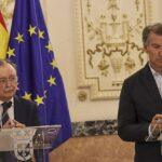 Feijóo exige en Ceuta la expulsión de todos los inmigrantes irregulares, incluyendo a los menores