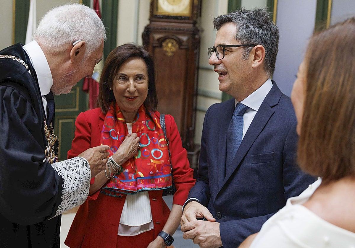 Robles se distancia del Gobierno y comparecerá en el Senado por la crisis de Ceuta