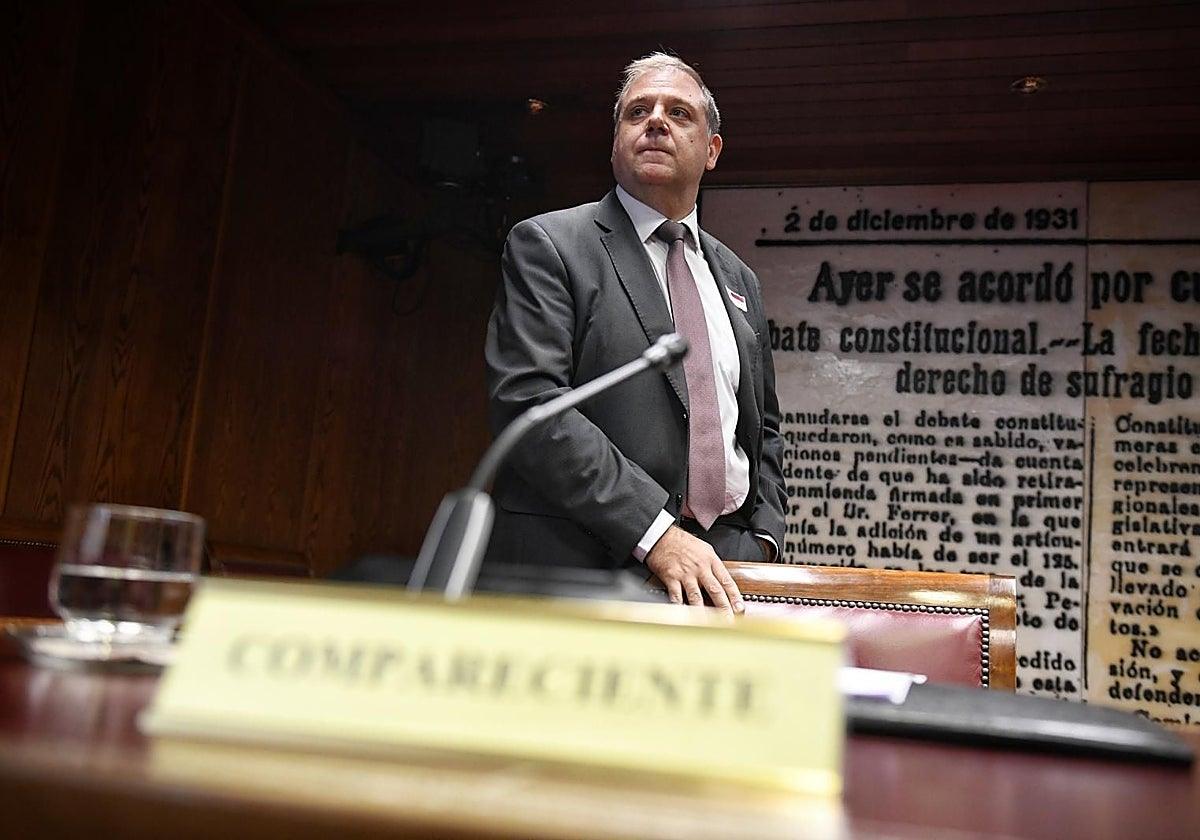 El exjefe de Gabinete de Sánchez se presenta en la Audiencia Nacional para impugnar el volcado de su teléfono móvil
