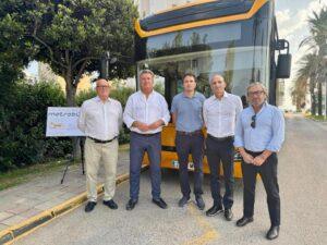 La campaña 'Vine a la platja amb Metrobús' registra un aumento del 8,24% en viajeros: 148.234 en este verano