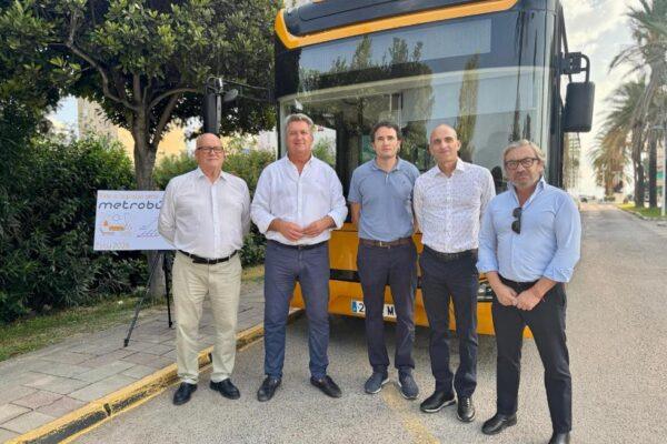La campaña 'Vine a la platja amb Metrobús' registra un aumento del 8,24% en viajeros: 148.234 en este verano