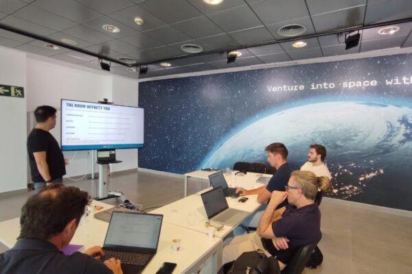 El aeropuerto de Castellón lanza su tercera convocatoria para incorporar cuatro nuevas startups a la incubadora de la Agencia Espacial Europea