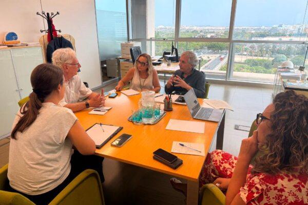 La Generalitat de Valencia habilitará espacios de memoria en parques metropolitanos para terapias de Alzheimer